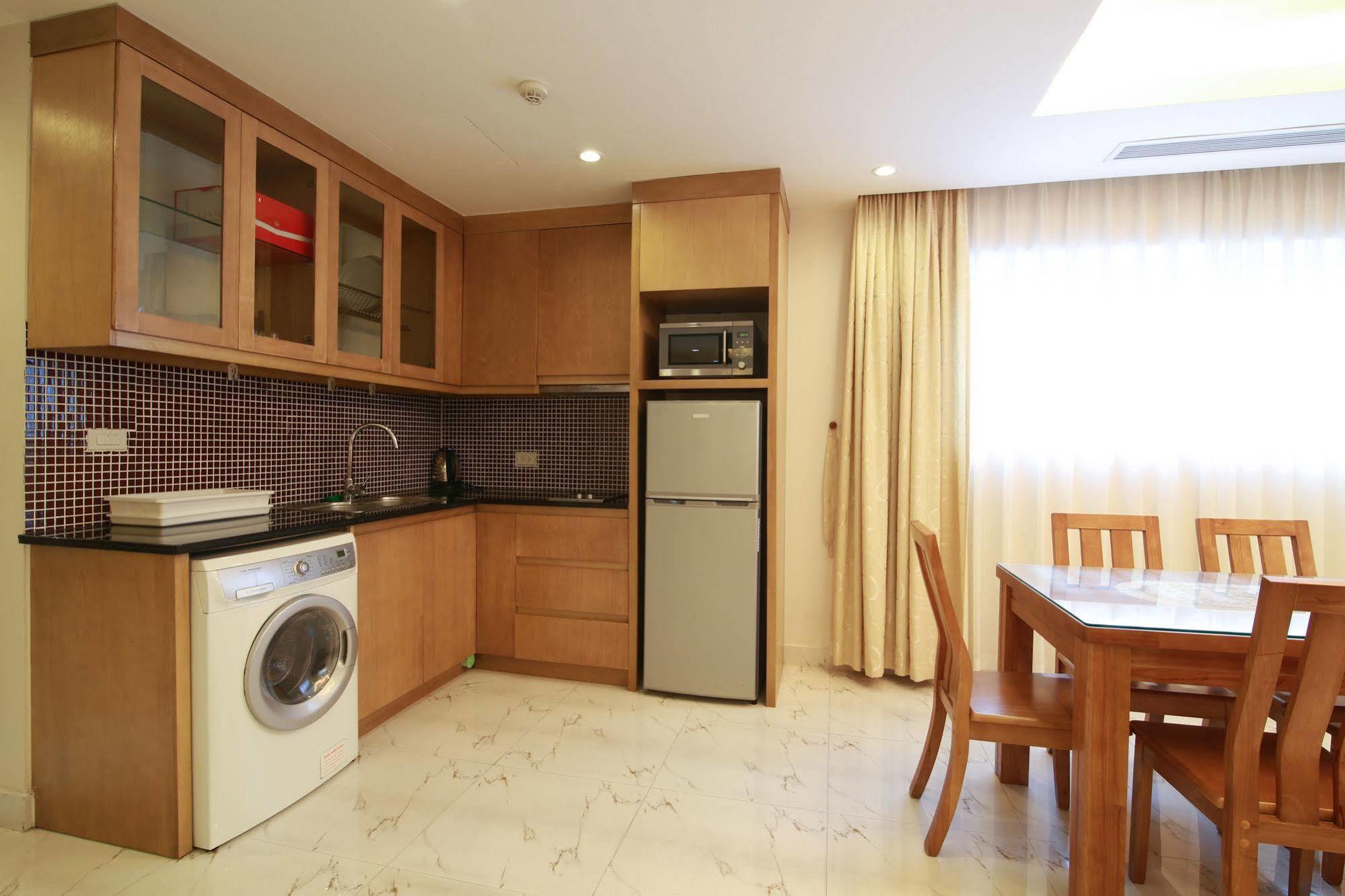 Idc White House Apartment Hanoi Exterior photo