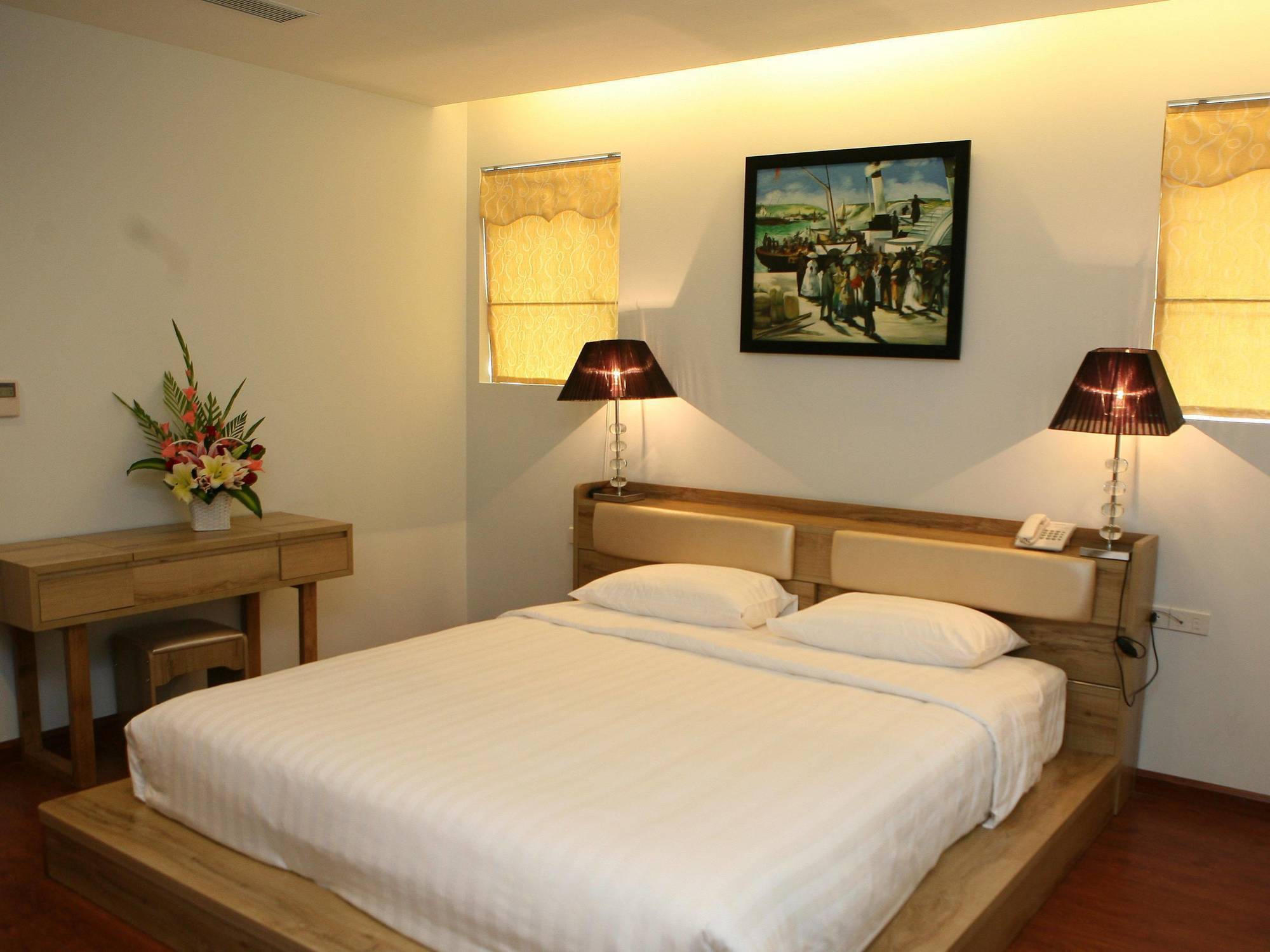 Idc White House Apartment Hanoi Exterior photo